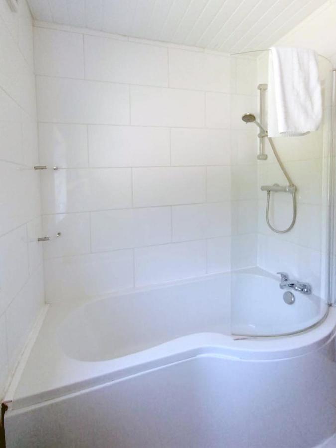 Cozy 4 Bedroom House In Smethwick With 4 Bathrooms Perfect For Contractors And Families Birmingham Zewnętrze zdjęcie
